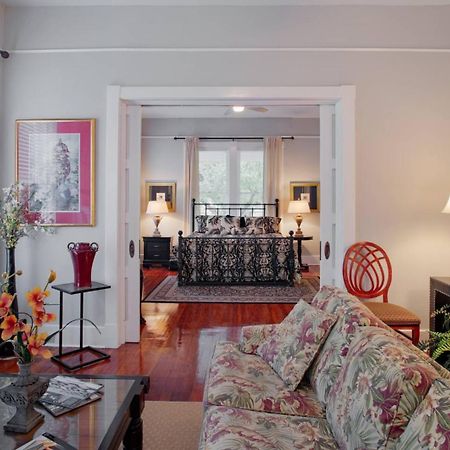 서배너 420Waldburg A - Modern Apt With Southern Charm Blocks From Forsyth 아파트 외부 사진